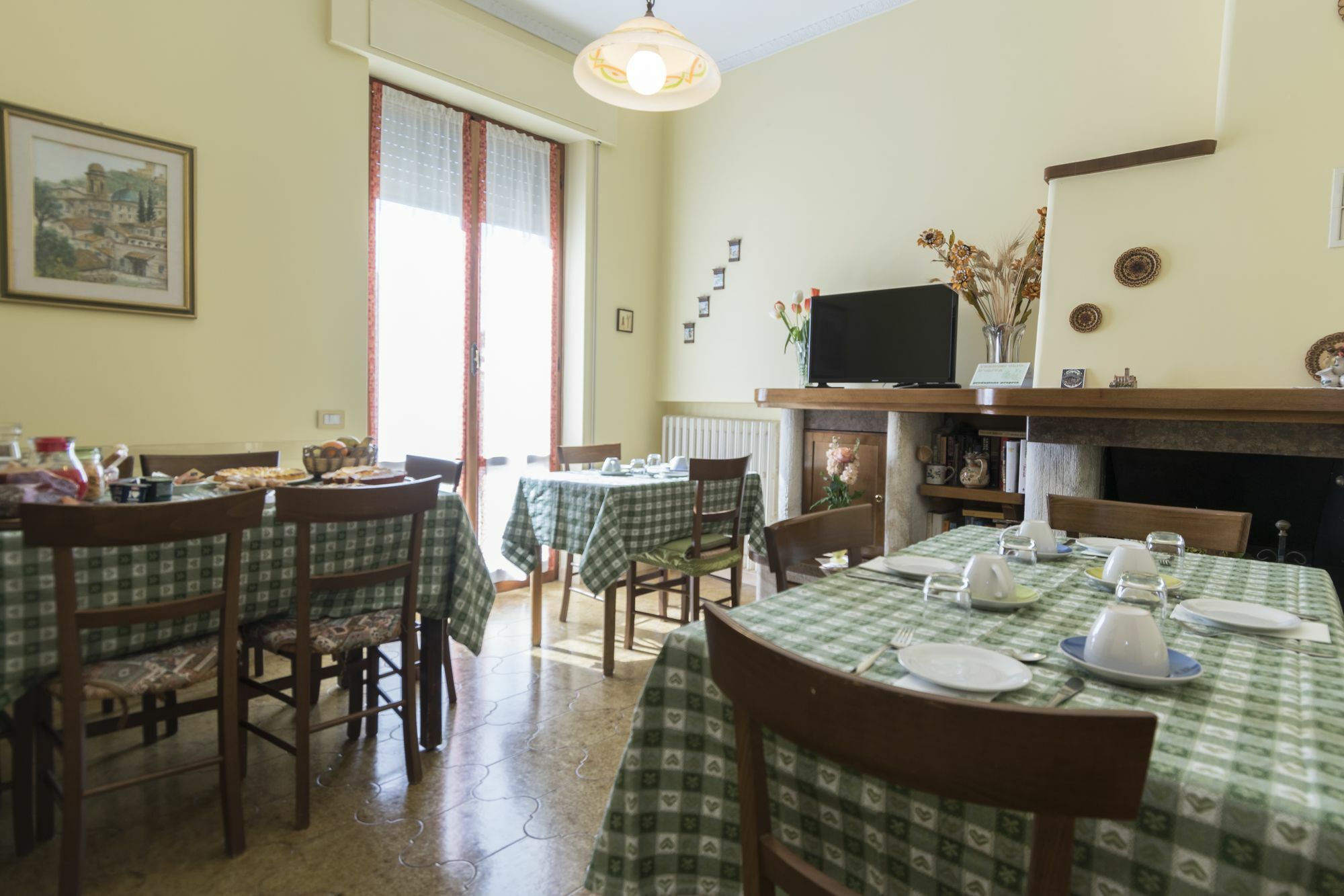 Camere Mariella Assisi Eksteriør bilde
