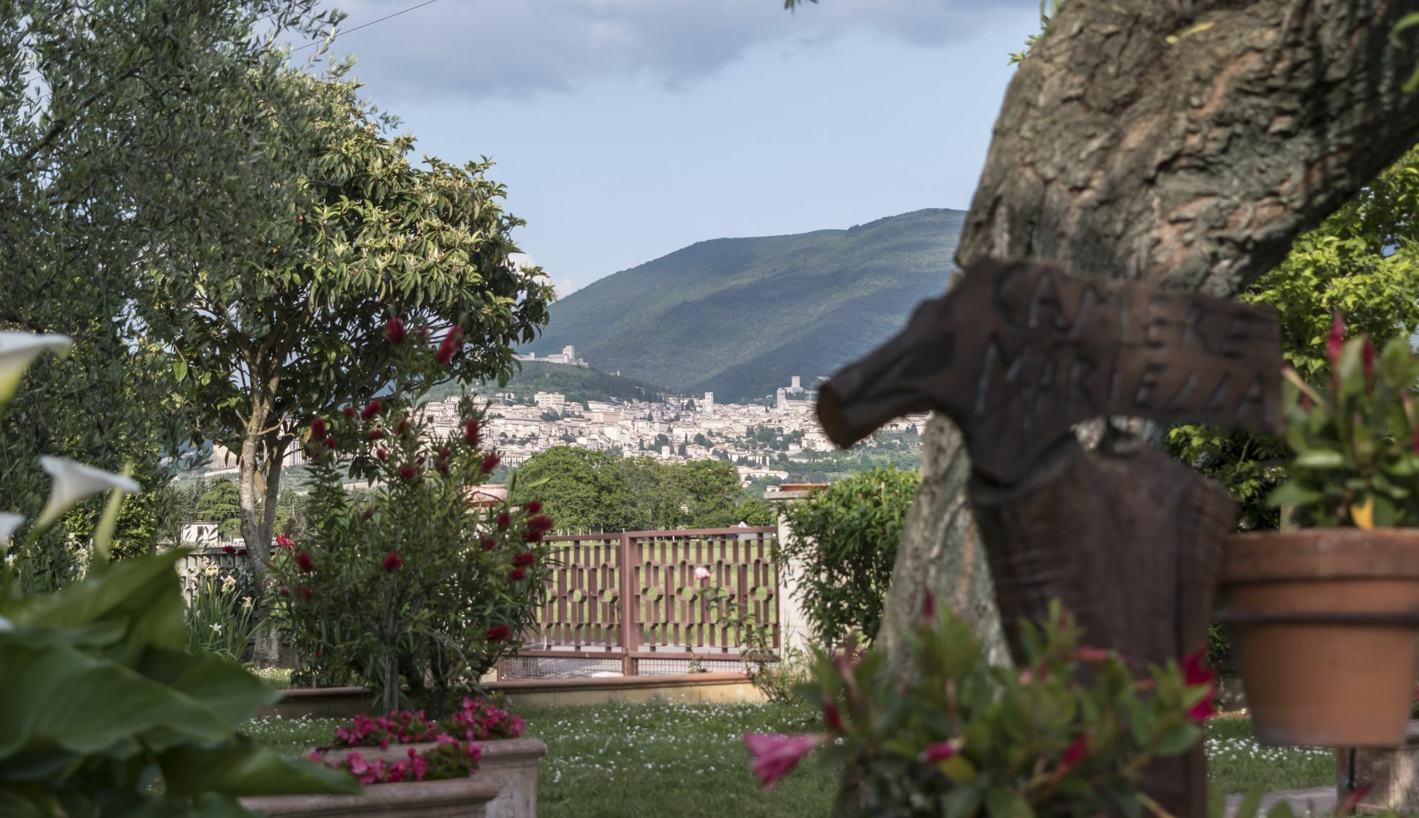 Camere Mariella Assisi Eksteriør bilde