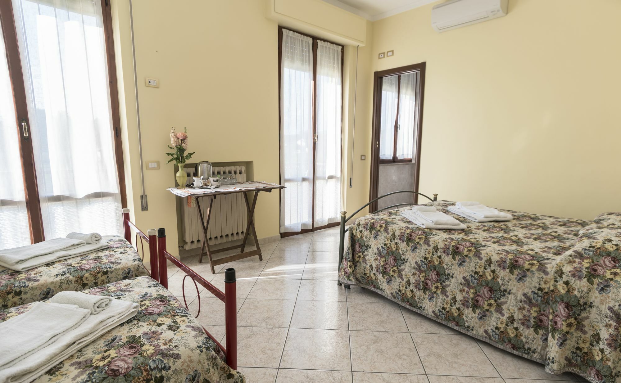 Camere Mariella Assisi Eksteriør bilde